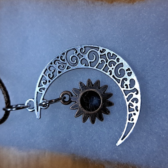 Crescent Moon Sunflower Necklace - Picture 5 of 5